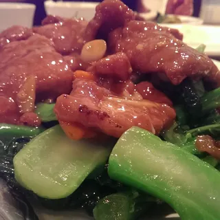 B18 Beef with Chinese Broccoli