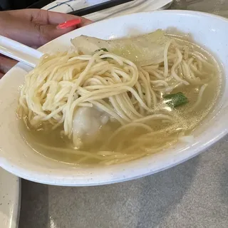 NS01 Wonton Noodle Soup