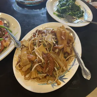 N11 Stir Fried and Bean Sprouts Chow Fun