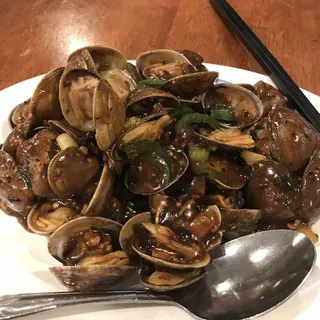 SF05 Baby Clams in Black Bean and Garlic Sauce