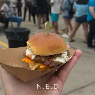 Birria Smashburger Sample (Burger Battle Detroit 2024)