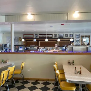 Cool bar