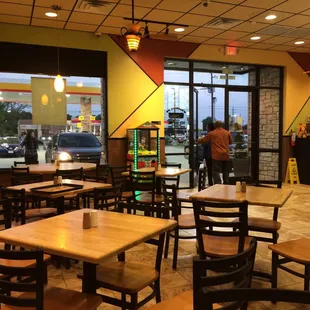 the inside of a fast food restaurant