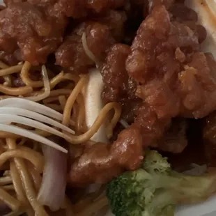 L9. Orange Chicken Lunch Special