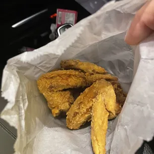 Look how fresh and golden these wings are !!!!! Fresh