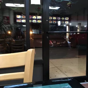 a table and chairs outside a restaurant