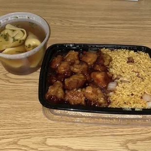 General Tso Chicken, Pork fried rice, wonton soup