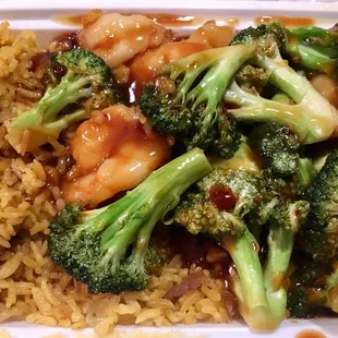 Shrimp &amp; Broccoli w/ Garlic Sauce. Same as it was 4 years ago.