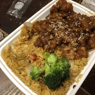 Sesame chicken combo dinner