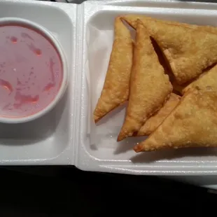 Order of crab Rangoon