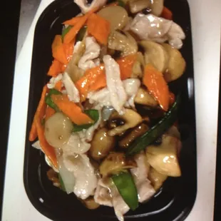 Moo goo gai pan