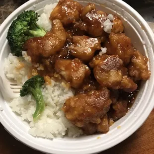 So it may look like a gimpy piece of broccoli but I inhaled the other piece before remembering to take a picture, oops!