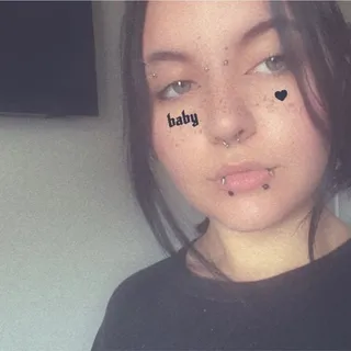 Nicole R.