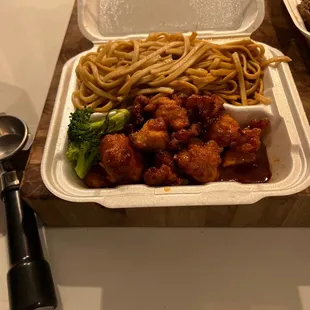 noodle soup, noodle dish, ramen and noodles, food, ramen, noodles