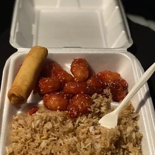 Sesame chicken, fried rice and an egg roll! Best ever