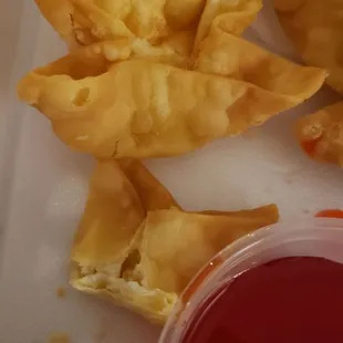 &quot;Crab&quot; puffs with no filling. Just badly fried wonton.