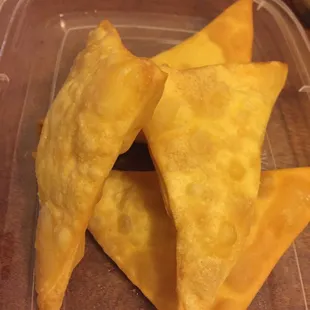 Fried cheese wontons