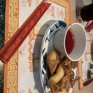 6 Cream Cheese Wonton