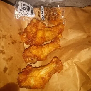 I do NOT recommend. I ordered 2 orders of chicken wings each. I paid 18$ for these very small wings. I'm not happy I'm unsatisfied.