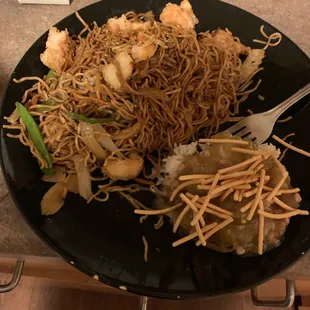 Regular chow mein and shrimp lo mein
