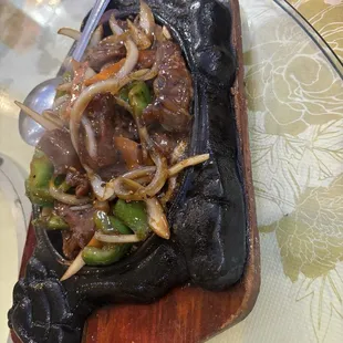Sizzling plate beef with black pepper