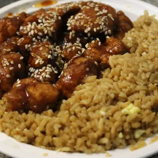 Lunch special sesame chicken &amp; plain fried rice