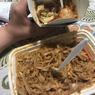 Nasty food shrimp pad Thai more like peanut soup. The spicy rice tasted like it was boiled in dirty water. Spring rolls were all cabbage