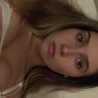 Kat M.