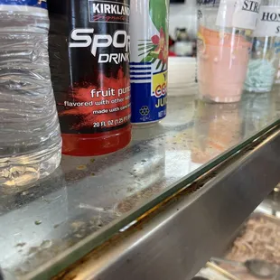 Please, clean your glass in front! So nasty!
