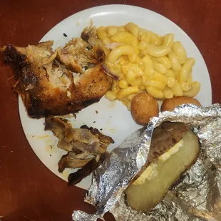 this is the chicken that smelled and tasted like fish - totaly rotten  mac n cheese cold....baked potato foil warm from lamps, cold inside