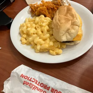 Mac &amp; cheese, Fried Chicken dinner Yeast Rolls