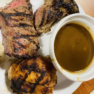 grilled steak and gravy