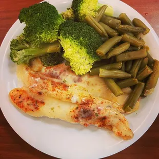 Baked Lemon Herb Fish, Broccoli, Green Beans.