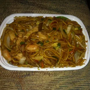 House Lo Mein. Pork, shrimp, and chicken.