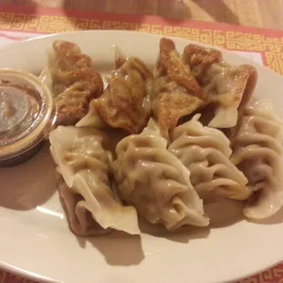 Pot stickers