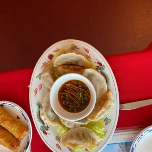 Golden Crown Chinese Restaurant