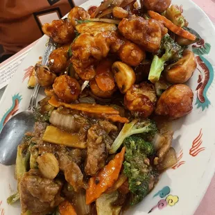 General Tso &amp; Beef and broccoli