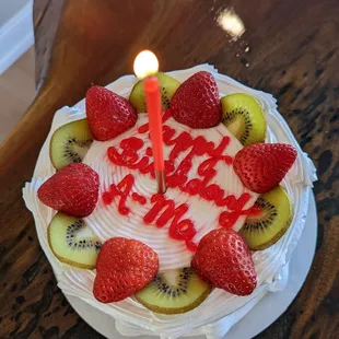 Medium strawberry cake