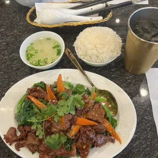 Beef with Chinese Broccoli Lunch Special