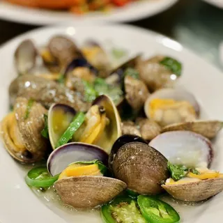 Clams w/ Black Bean Sauce Lunch Special