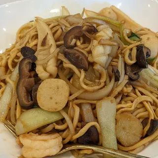 Seafood E-fu Noodles