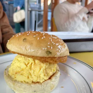 egg and hashbrown sando