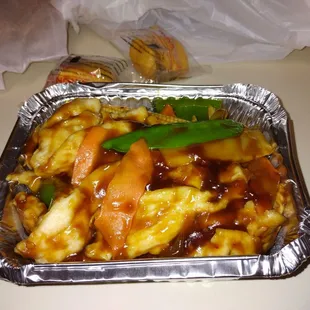 Golden Dragon is a 10/10! Szechuan chicken was  delicious and had a generous portion of both chicken and veggies.
