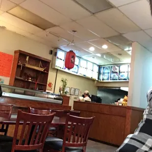 Enough tables to eat in but doesn&apos;t seem like anyone does.
