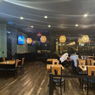Spacious dining area, clean and updated