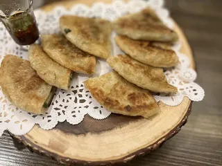 Shanghai Pine Gardens Restaurant