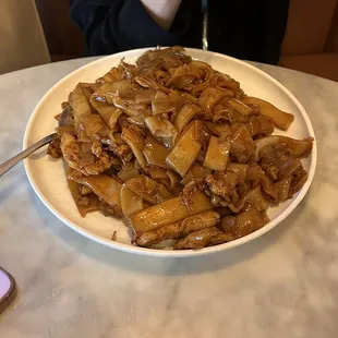 Chicken chow fun, no veggies