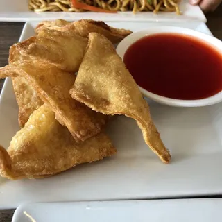 Crab 'n Cream Cheese Wontons