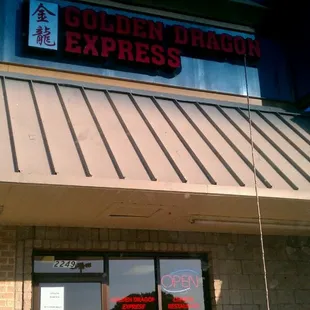 GOLDEN DRAGON EXPRESS IS THE BEST DELIVERY!!