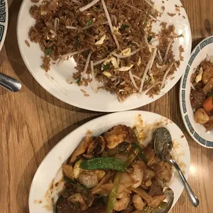 Egg fried rice and their Szechuan combination with chicken, beef, shrimp and scallops with vegetables- delish!